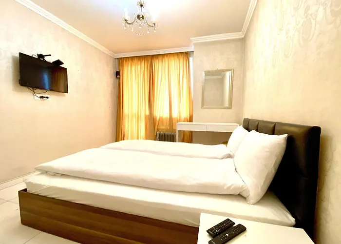 Guest Rooms With Living Room, Dining Room And Kitchen Next To Center Sofia